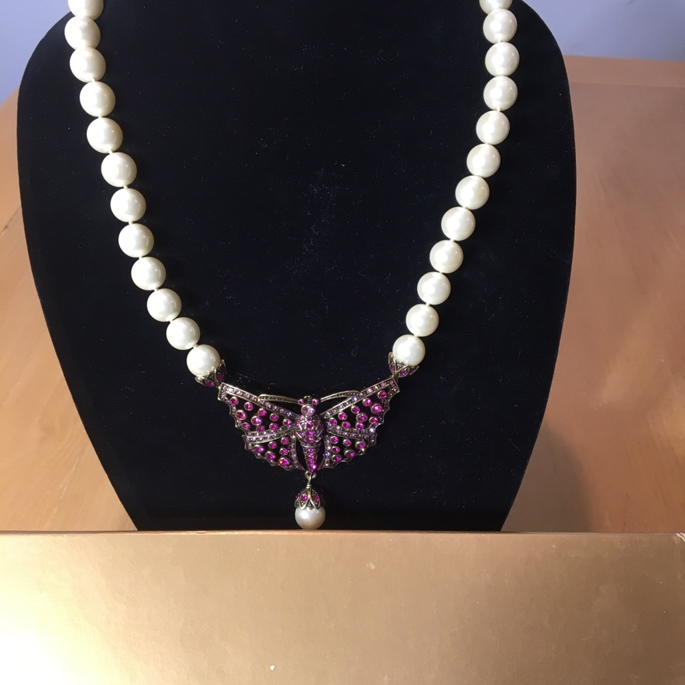 Heidi Daus Butterfly necklace  fascia pink rhinestones